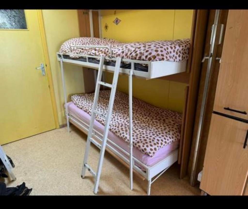 Opklapbare stepel bed, Huis en Inrichting, Slaapkamer | Stapelbedden en Hoogslapers, Ophalen, 90 cm, 210 cm, Tweepersoons