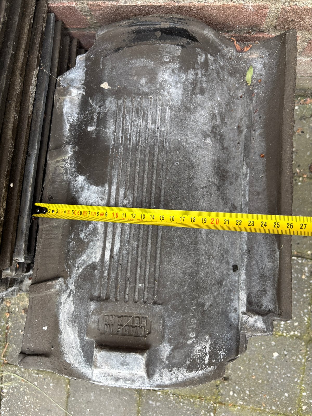 Gebruikte dakpannen, ca. 25 cm breed, Doe-het-zelf en Verbouw, Dakpannen en Dakbedekking, Ophalen, Gebruikt, Steen of Klei, Minder dan 5 m²