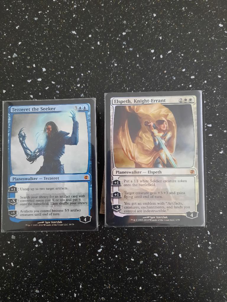 Elspeth vs Tezzeret duel decks, Ophalen of Verzenden, Zo goed als nieuw, Speeldeck, Foil