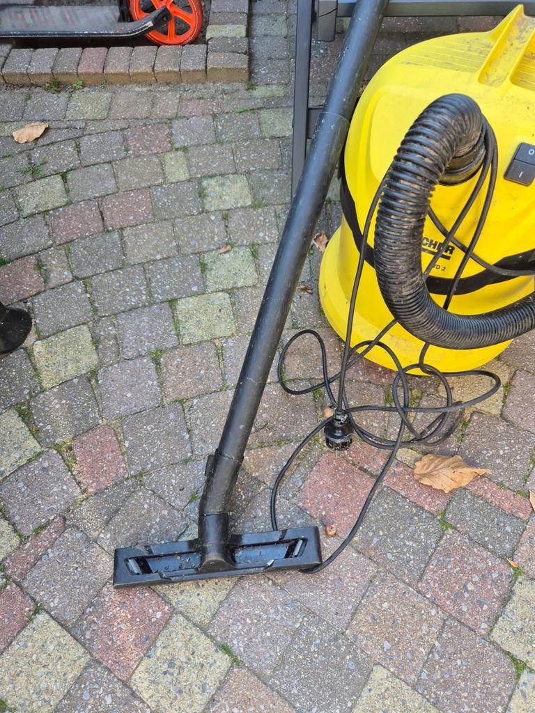 Kärcher WD 2 Waterstofzuiger - Krachtige Nat/Droogzuiger, Gebruikt, Ophalen of Verzenden, Waterstofzuiger, Minder dan 1200 watt