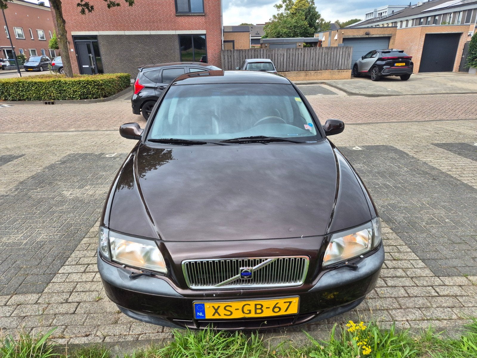 Volvo S80 2.9 147KW 1999 Bruin, 1800 kg, Bruin, 2922 cc, Onderhoudsboekje