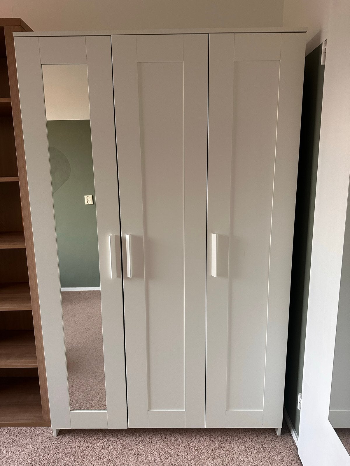 IKEA Kledingkast Brimnes met spiegeldeur - Wit, Ophalen, 100 tot 150 cm, Zo goed als nieuw, 150 tot 200 cm