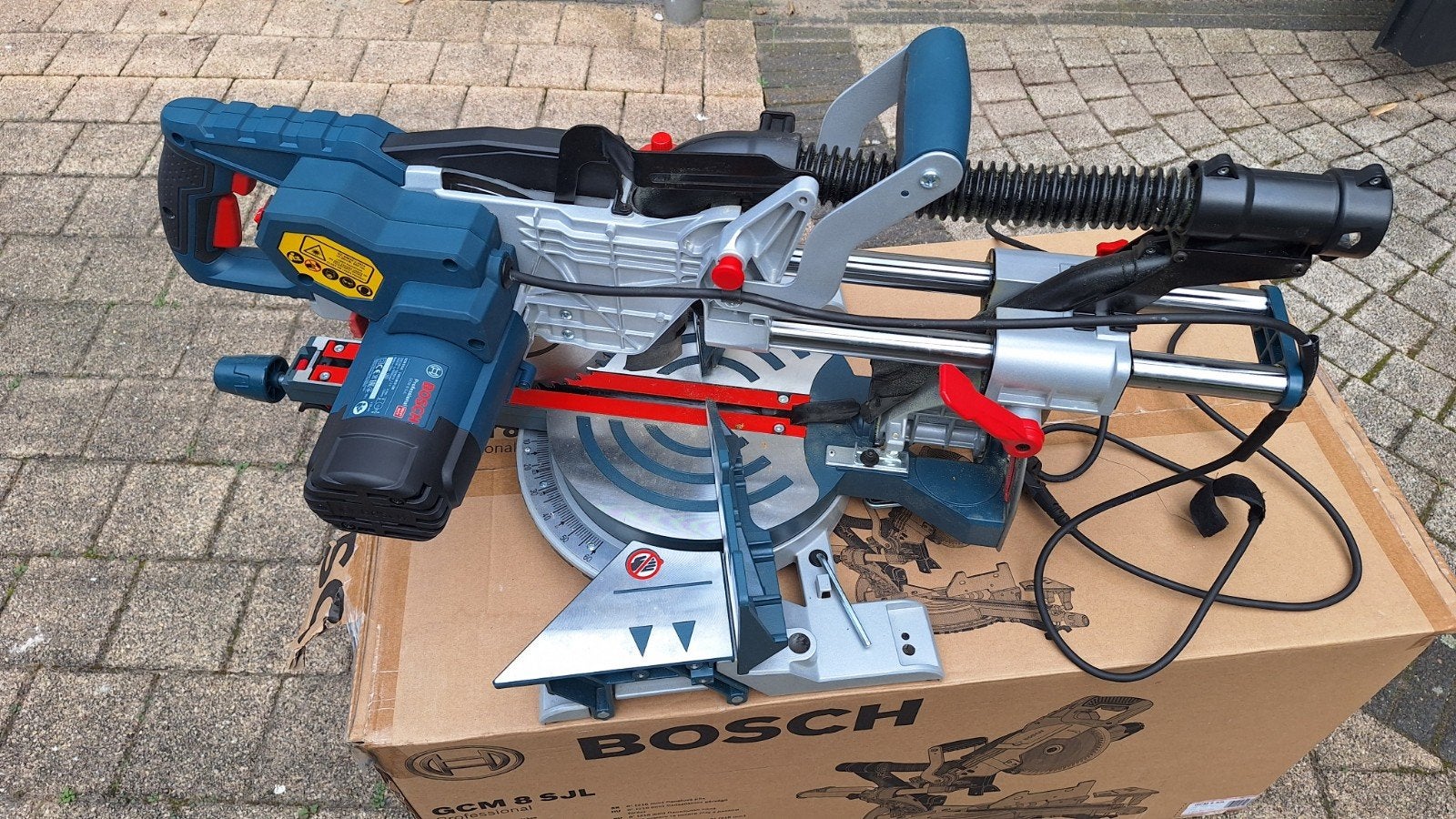 Bosch GCM 8 SJL Afkortzaag - Zo goed als nieuw, Ophalen, 70 mm of meer, Zo goed als nieuw, Afkortzaag