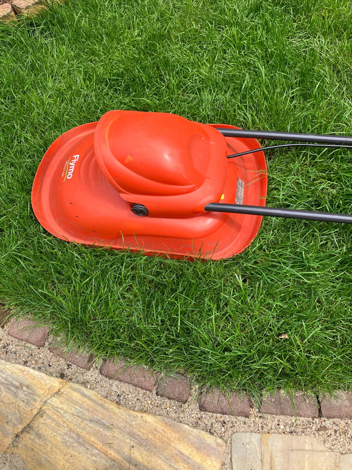 Flymo Micro Lite Elektrische Zweefmaaier, Gebruikt, Elektrische grasmaaier, Minder dan 30 cm, Ophalen of Verzenden