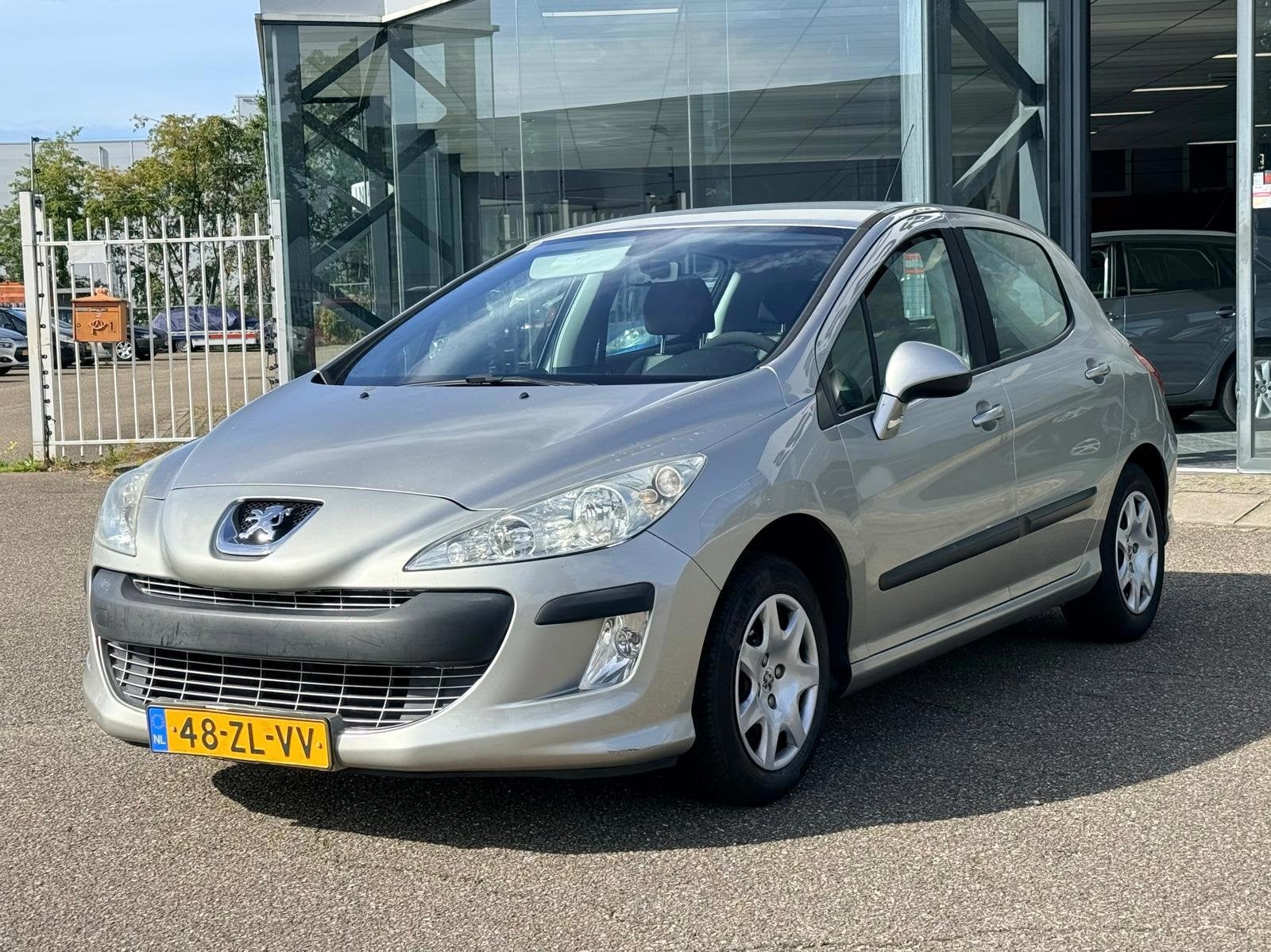 Peugeot 308 1.6 VTi XS|Nieuw APK|NAP|Airco|Trekhaak|P Sensor, Auto's, Voorwielaandrijving, Dealer onderhouden, 15 km/l, Gebruikt