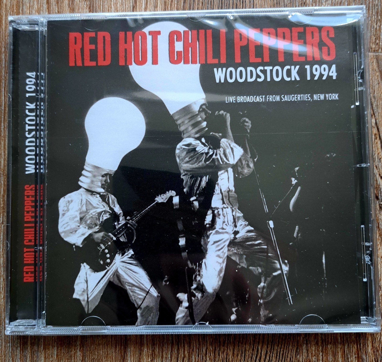 Red Hot Chili Peppers - Woodstock 1994 Live CD, Ophalen of Verzenden, Nieuw in verpakking, Poprock