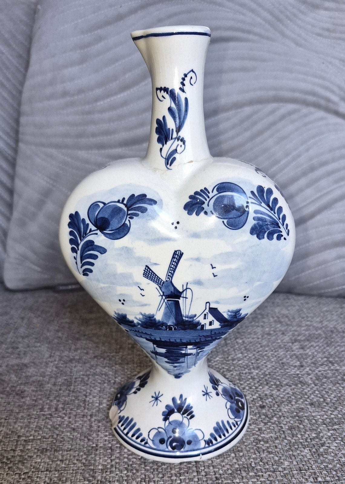 Delfts Blauw Hartvormige Vaas - Handgeschilderd, Antiek en Kunst, Ophalen of Verzenden