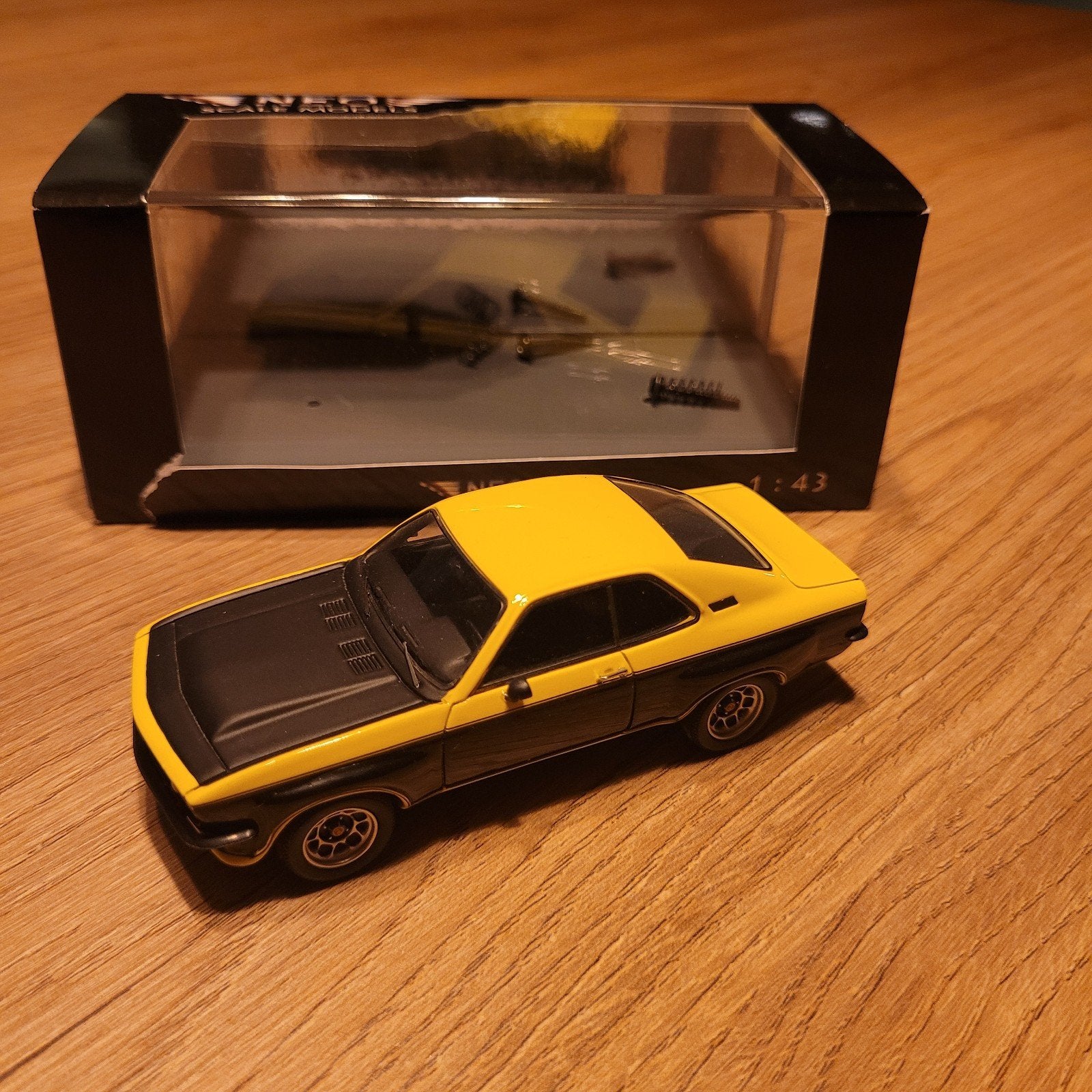 Opel Manta A TE2800 1/43 neo, Ophalen of Verzenden, Nieuw, Auto, Overige merken