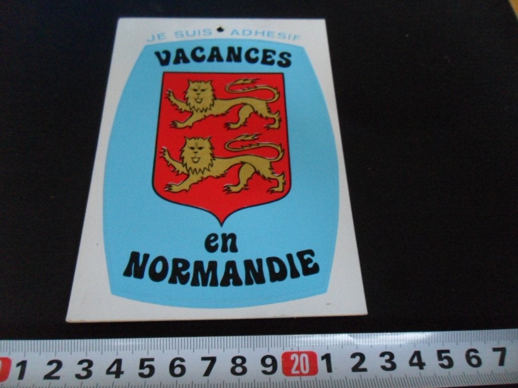 sticker ansicht wapen vacances en normandie, Verzamelen, Ophalen of Verzenden, Zo goed als nieuw