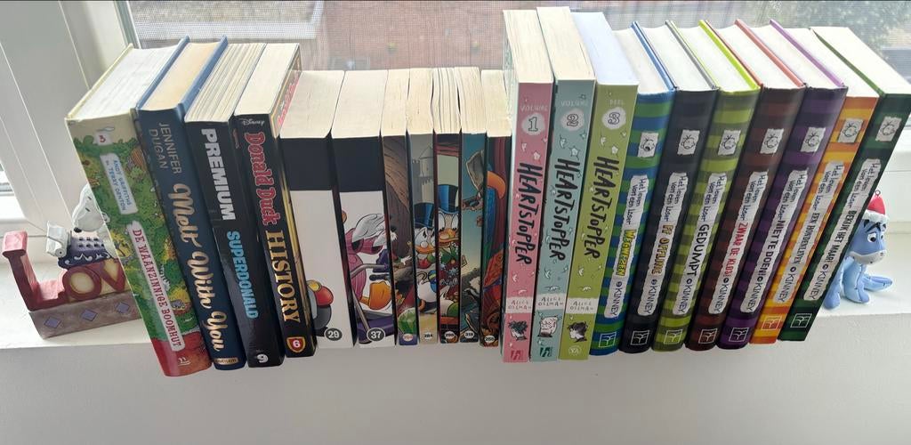 Kinderboeken: Donald Duck, Heartstopper,  Loser, Boomhut, Ophalen, Gelezen, Fictie algemeen