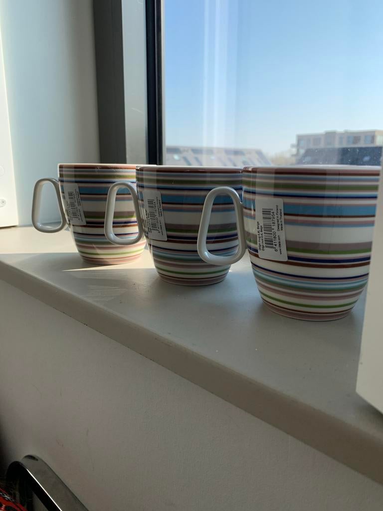 Iittala Origo Beige 3x Mok  0,4L NIEUW van €75 voor €60, Huis en Inrichting, Keuken | Servies, Nieuw, Kop(pen) en/of Schotel(s)