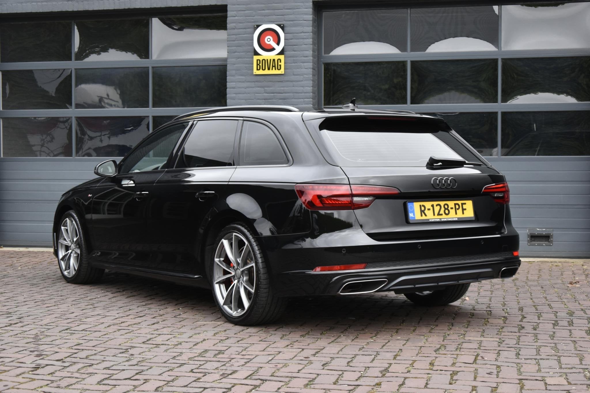 Audi A4 Avant 40 TFSI Sport S-Line Black Edition, Auto's, Audi, 12 maanden, Gebruikt, Euro 6, A4