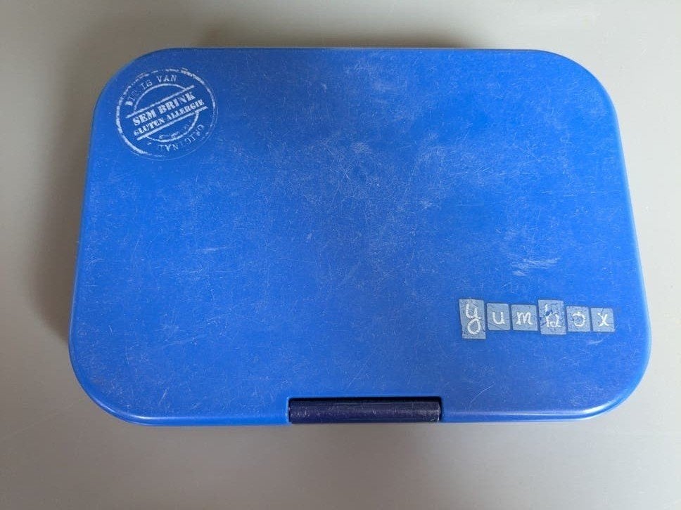 Yumbox lunchbox blauw met 4 vakken, Diversen, Ophalen, Gebruikt