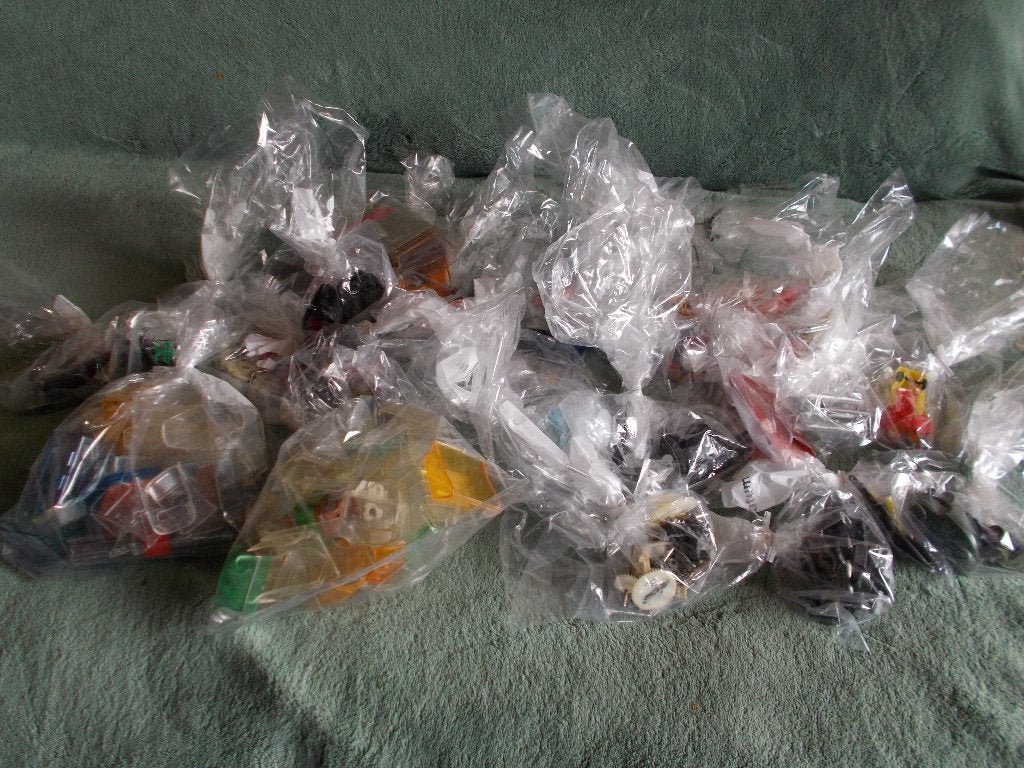 Dinky Toys, Corgi Toys e.a. LOSSE ONDERDELEN. In 1 koop! (A), Hobby en Vrije tijd, Ophalen of Verzenden, Zo goed als nieuw, Auto