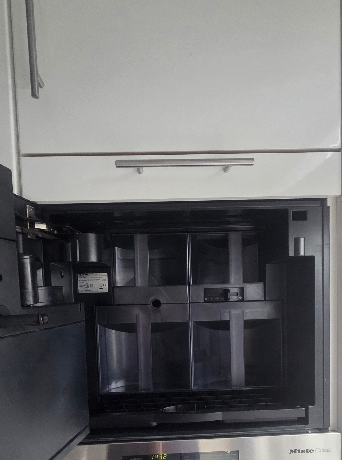 Foto 6 van inbouw miele koffiemachine
