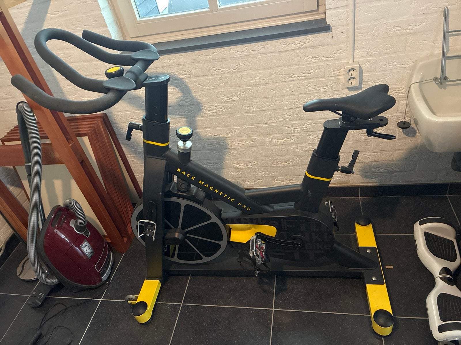 Race Magnetic Pro Spinningfiets - Zo goed als nieuw, Ophalen, Spinningfiets, Zo goed als nieuw, Metaal