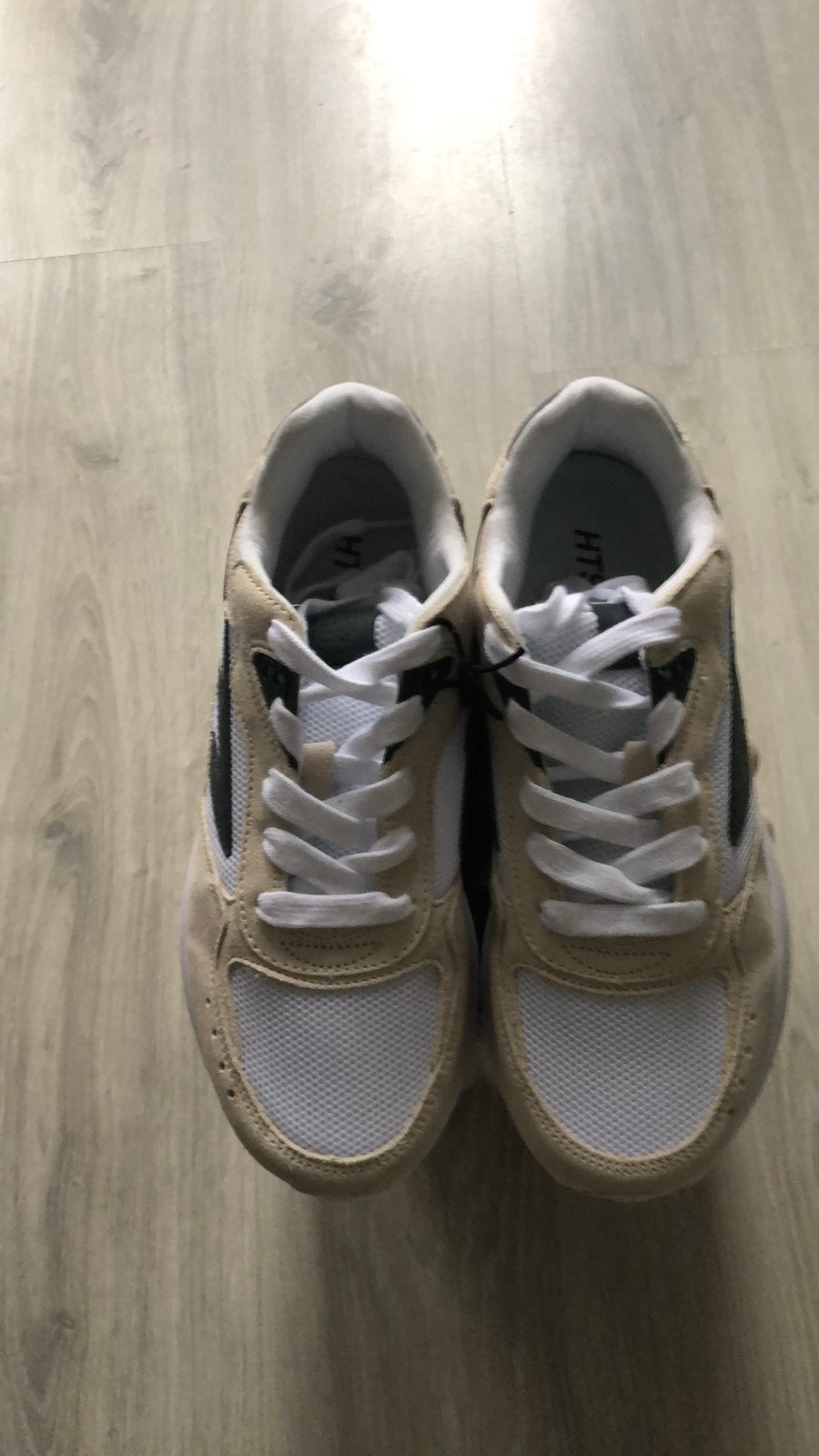 Nieuwe sneakers Hi -Tec, Ophalen, Nieuw, Sneakers of Gympen, Groen