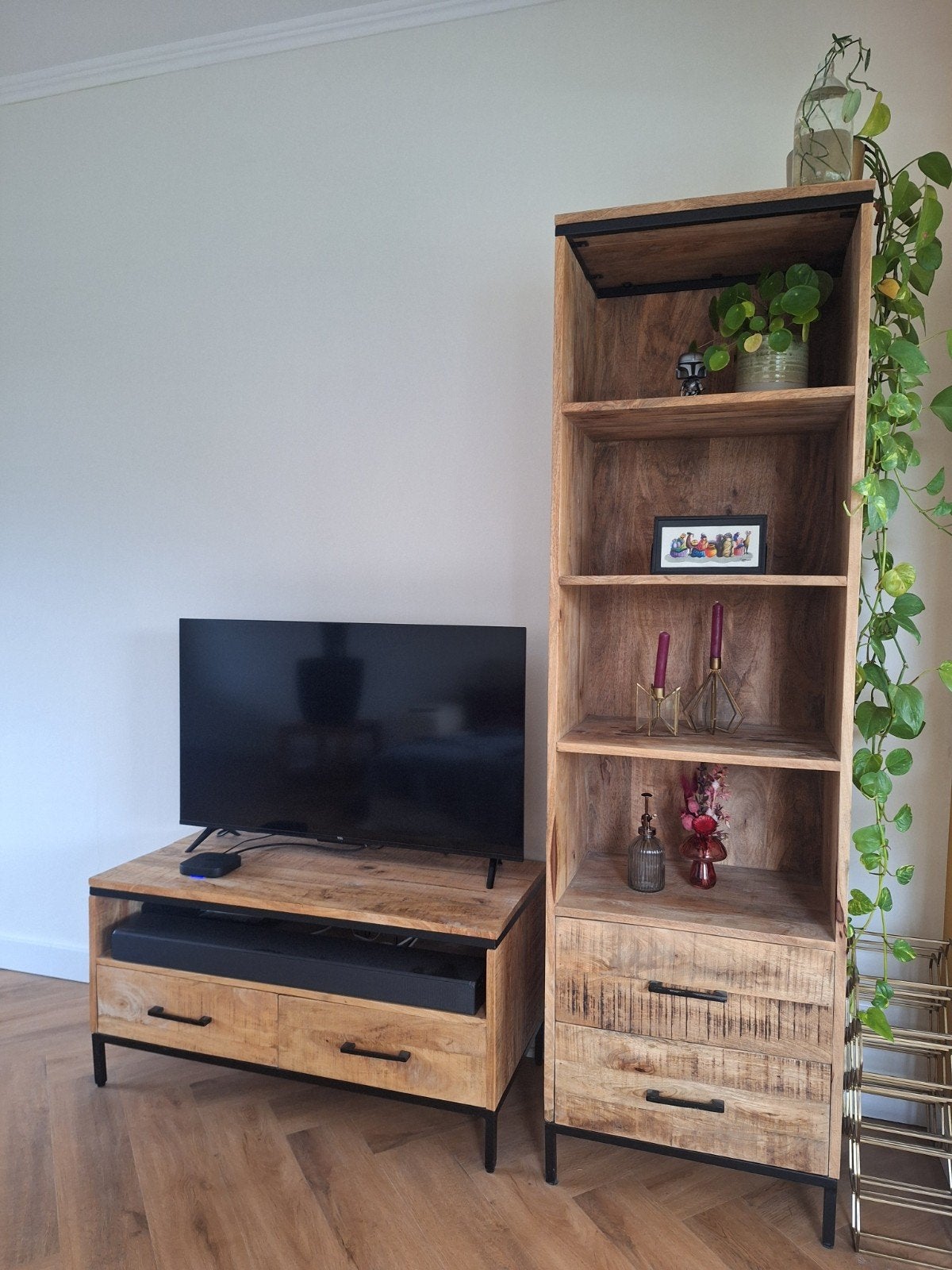 TV meubel en boekenkast mangohout, 100 tot 150 cm, Industrieel, Landelijk, Zo goed als nieuw, 150 tot 200 cm