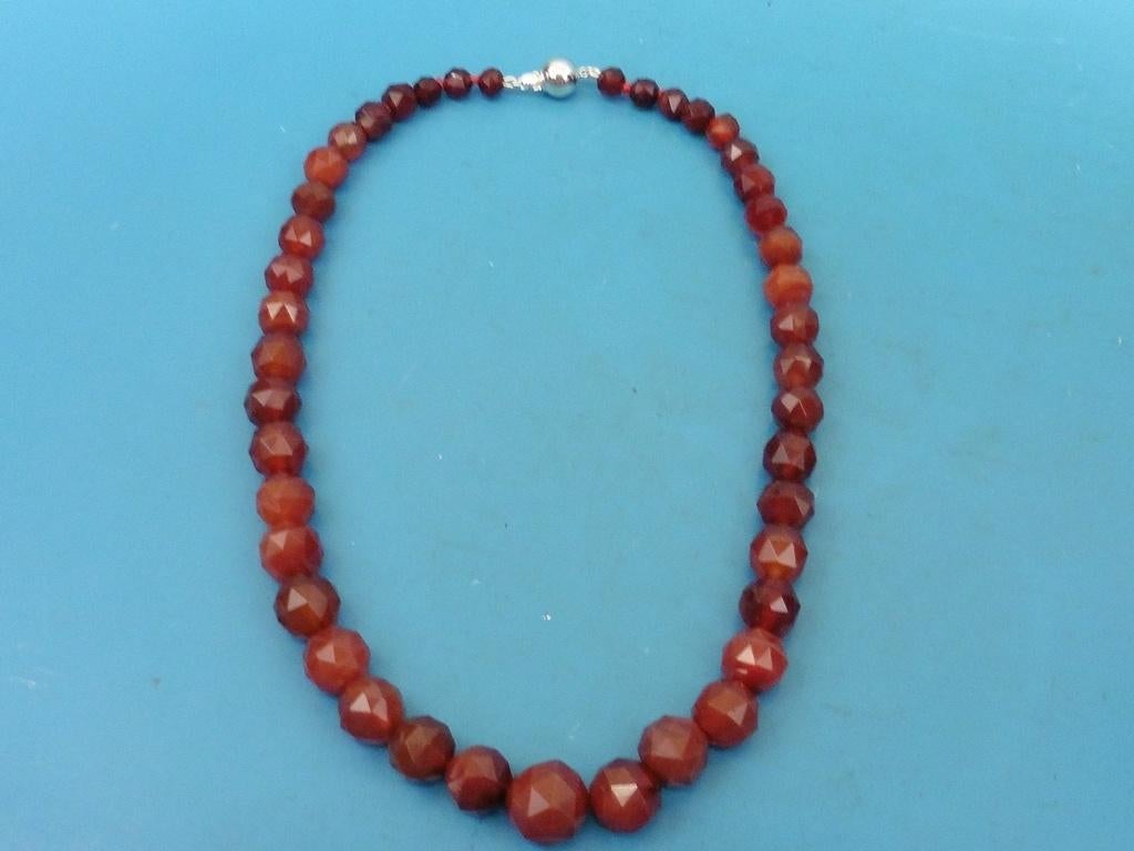 Carneolen collier met zilveren slot                     D131, Ophalen of Verzenden, Overige materialen, Ketting