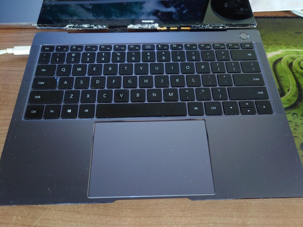 Huawei Matebook X PRO- Disp defect, Met videokaart, Qwerty, Onbekend, Minder dan 2 Ghz