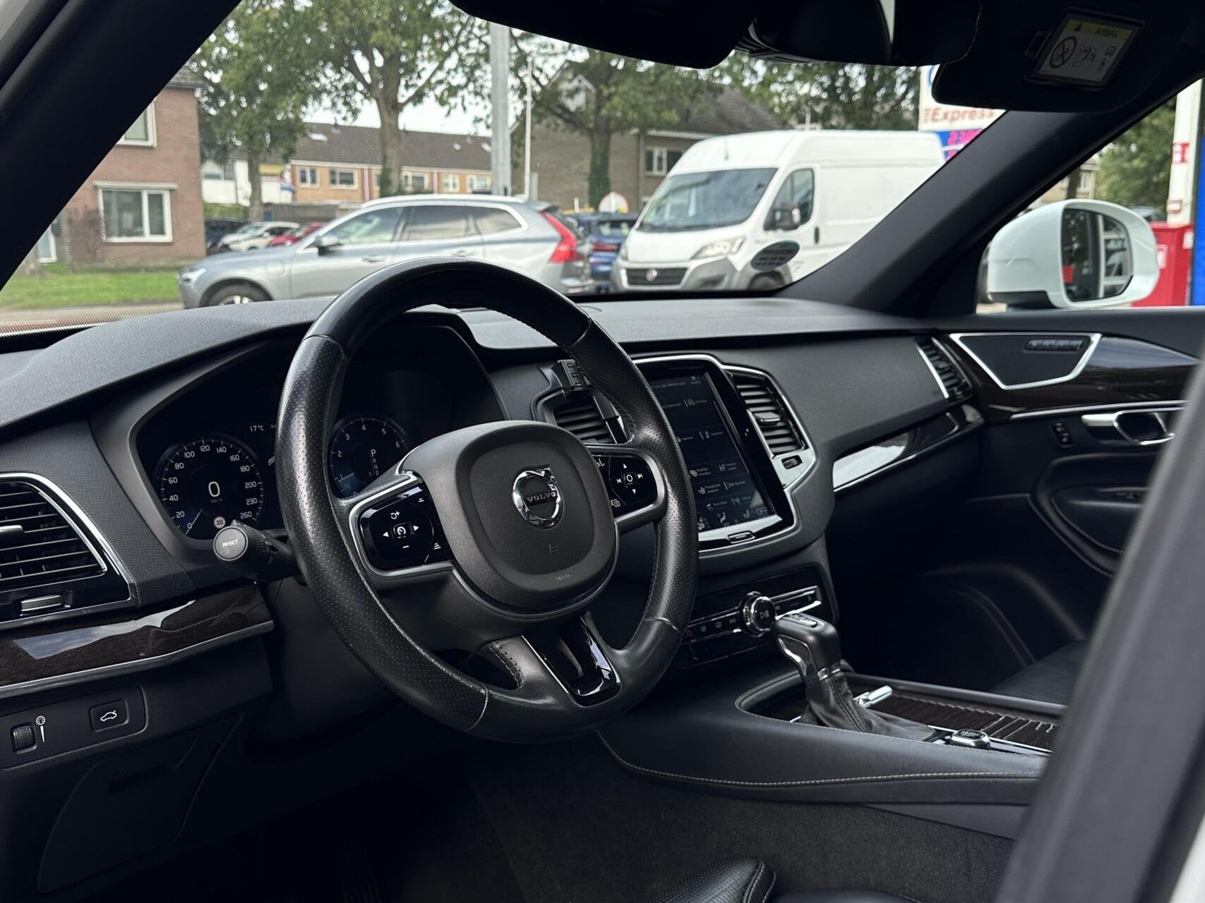 Volvo XC90 2.0 T6 AWD Inscription 7P Camera, Carplay, Trekha, Gebruikt, 4 cilinders, 7 stoelen, Wit