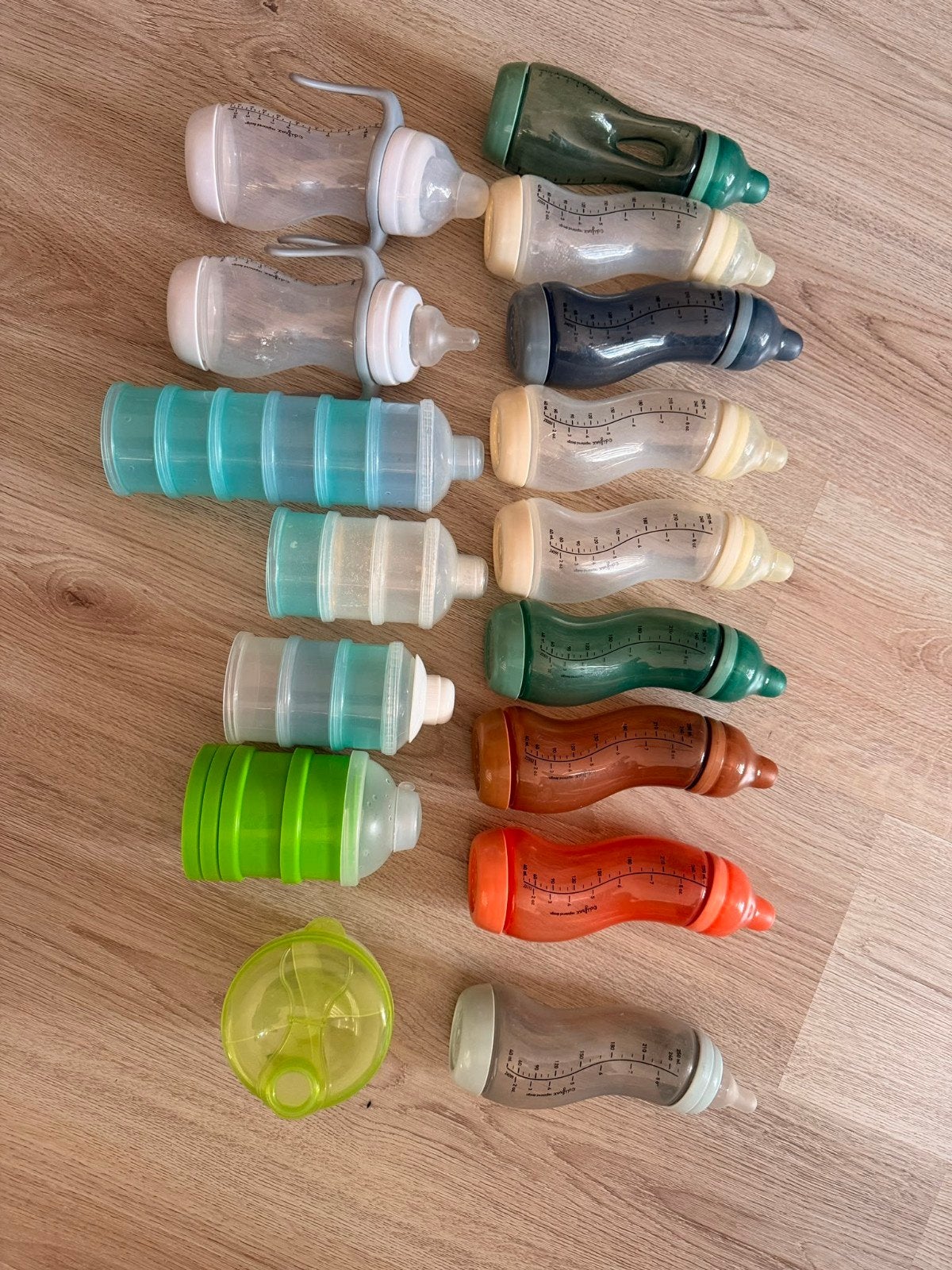 Difrax flessen, spenen, warmhoudtas en melkpoederbakjes, Gebruikt, Inclusief flessen, Babyfles, Ophalen