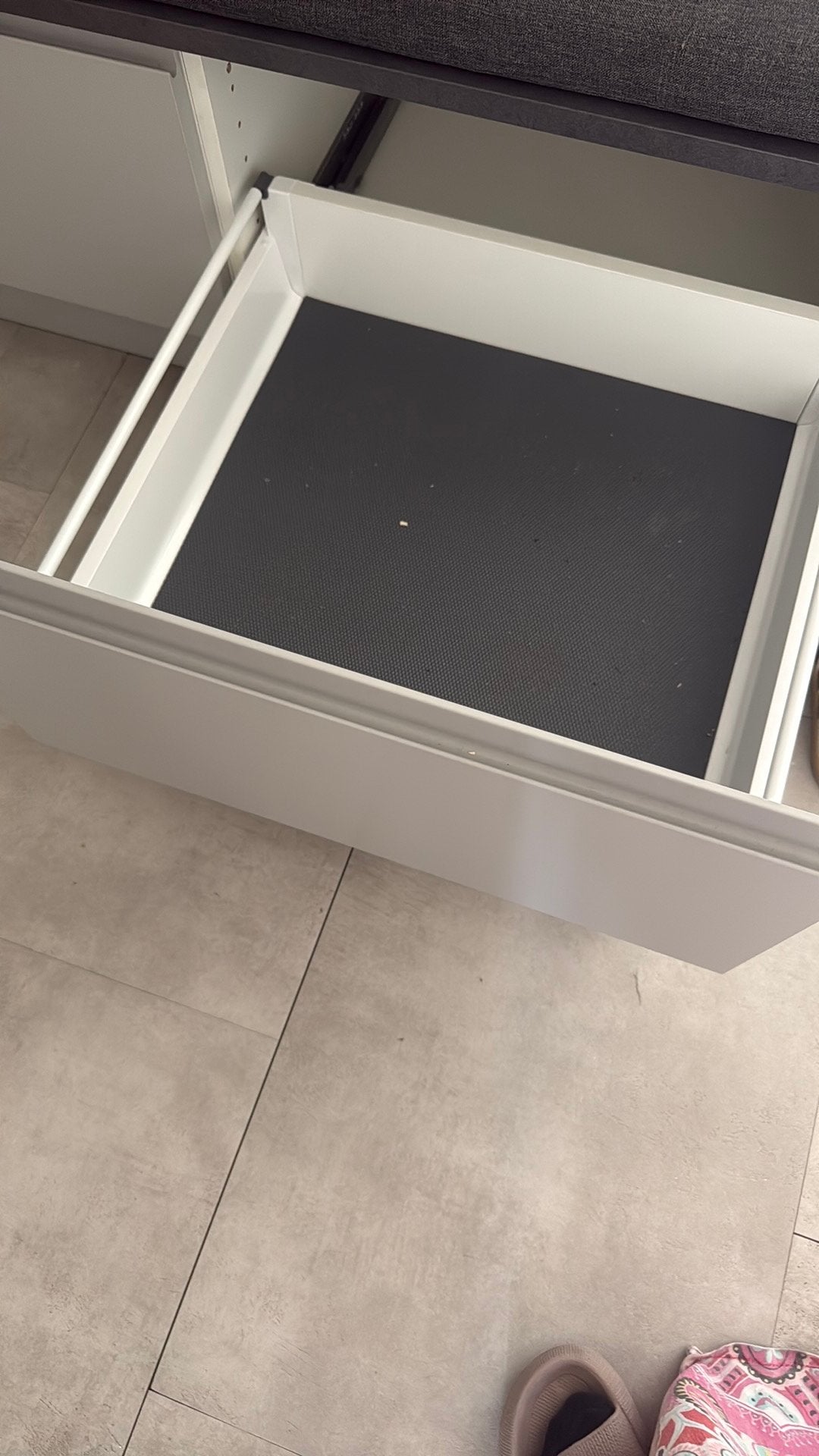 Kvik Garderobe kast, Ophalen of Verzenden, Zo goed als nieuw