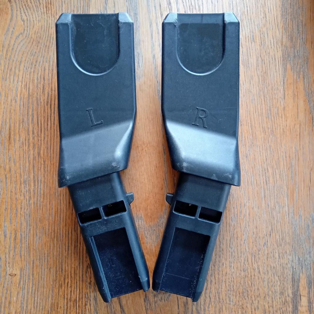 Dubatti adapters voor kinderwagen, Kinderen en Baby's, Kinderwagens en Combinaties, Gebruikt, Ophalen of Verzenden, Met autostoeltje