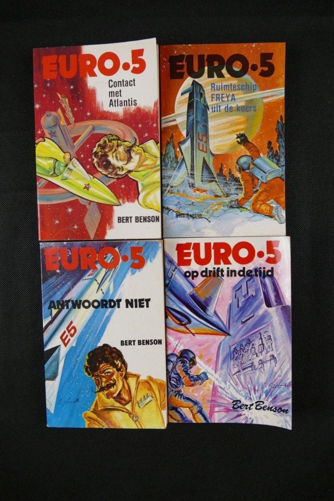 8x Euro jeugdboeken, Ophalen of Verzenden, Gelezen