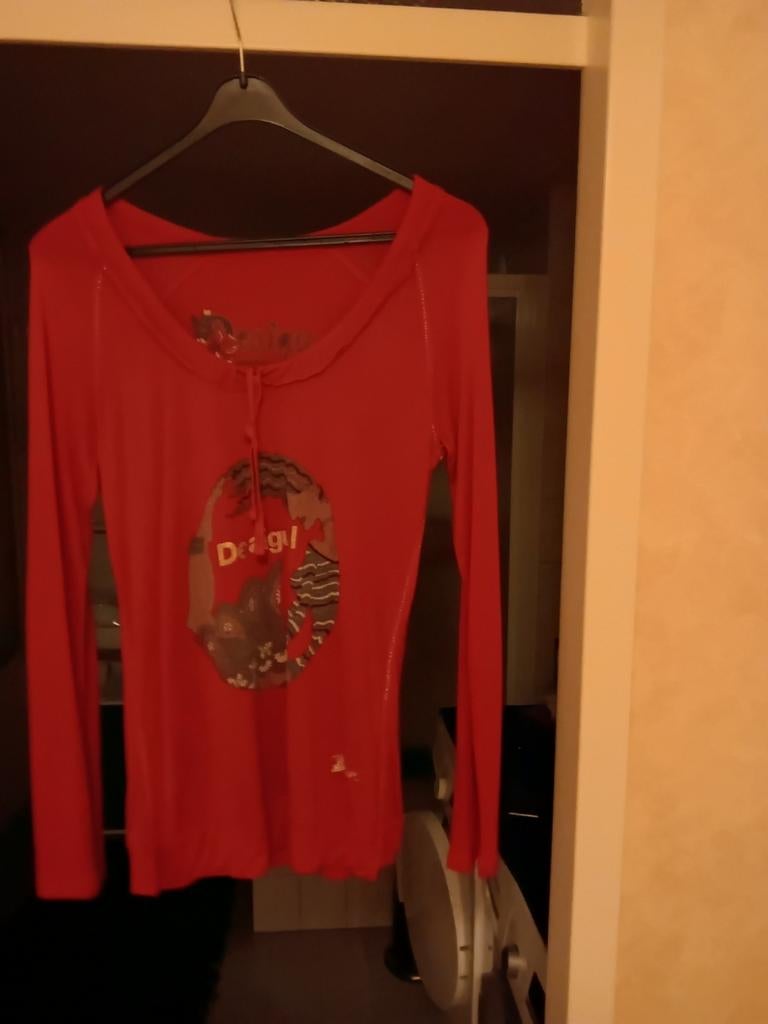 Desigual orgineel t.shirt maat M, Maat 38/40 (M), Ophalen of Verzenden, Zo goed als nieuw, Lange mouw