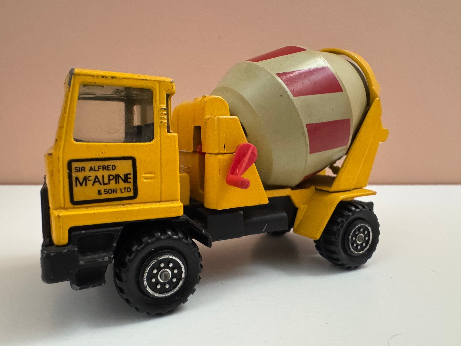 Matchbox - Superkings K-26 cement mixer, Ophalen of Verzenden, Gebruikt, Bus of Vrachtwagen