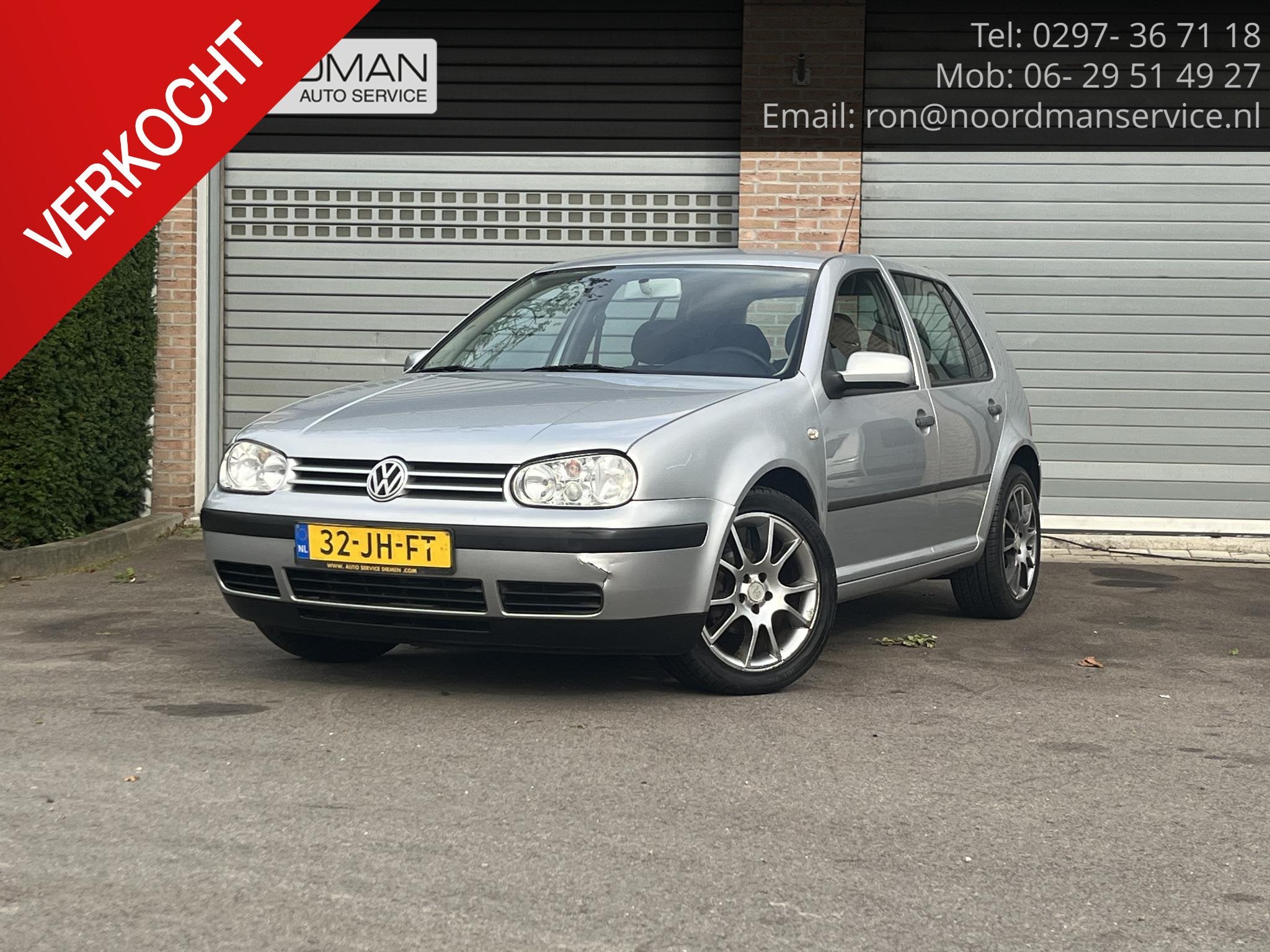 Volkswagen Golf 1.6-16V Trendline, Auto's, Voorwielaandrijving, Stof, Zwart, 4 cilinders