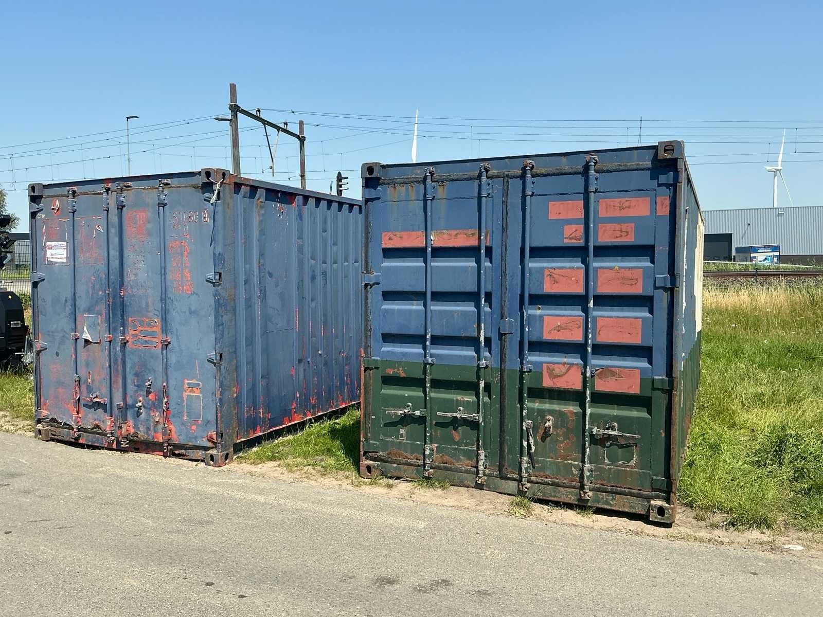 Zeecontainer (2x)