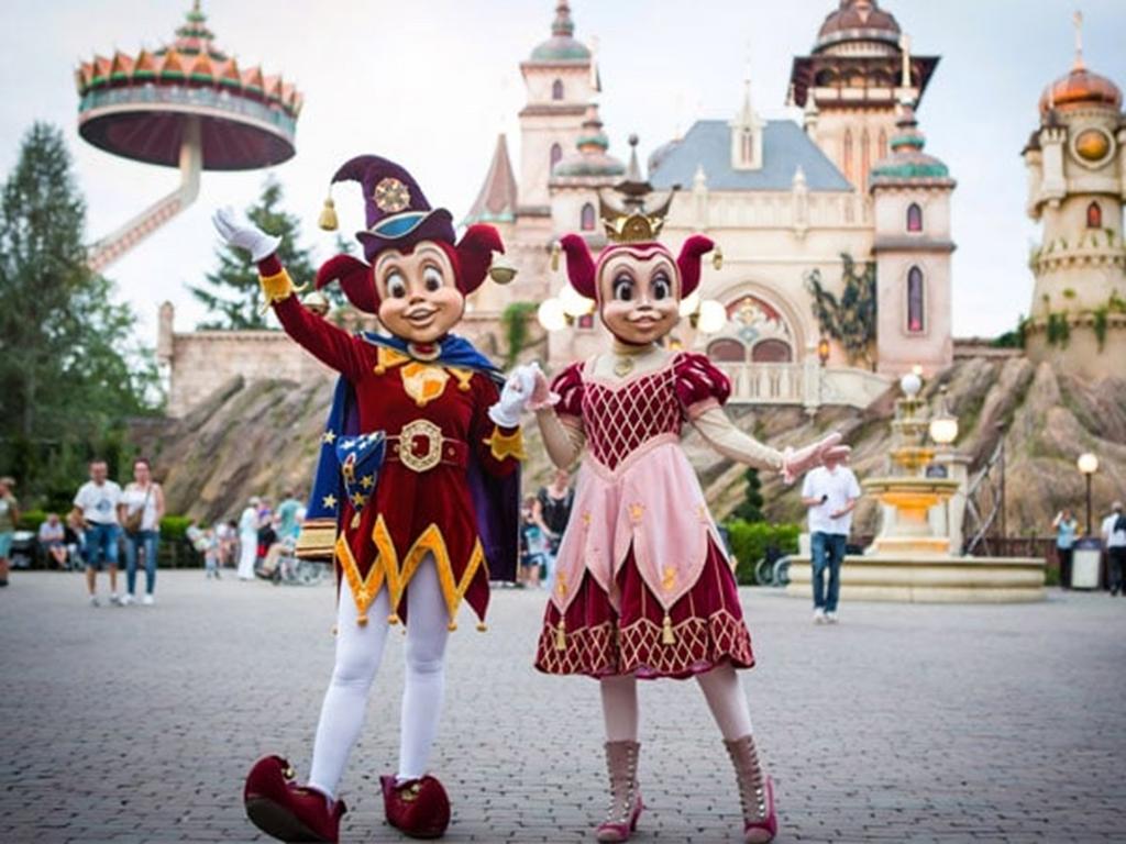 Efteling kaarten voor hoog en laagseizoen + efteling tegoed, Ophalen of Verzenden, Nieuw, Overige typen