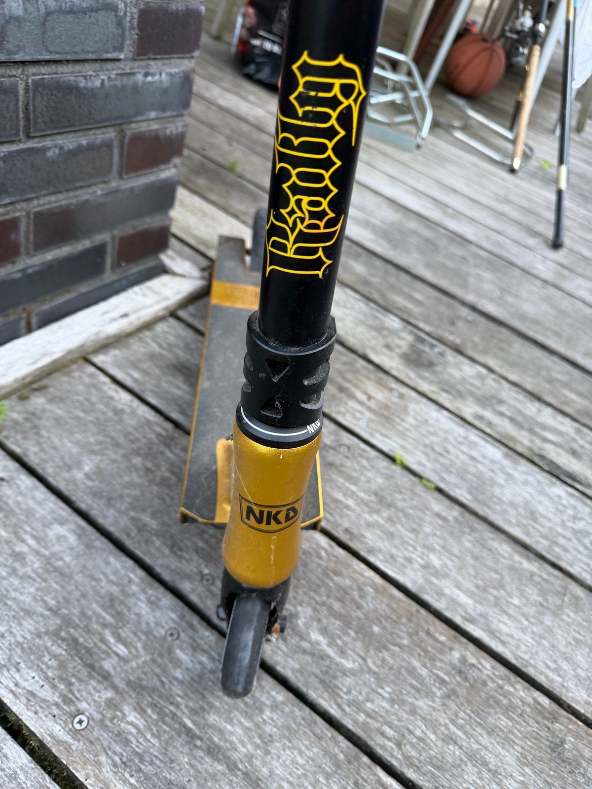 NKD Goldv2-83 Stunt Rally Step - Weinig gebruikt, Fietsen en Brommers, Ophalen, Gebruikt, Gewone step