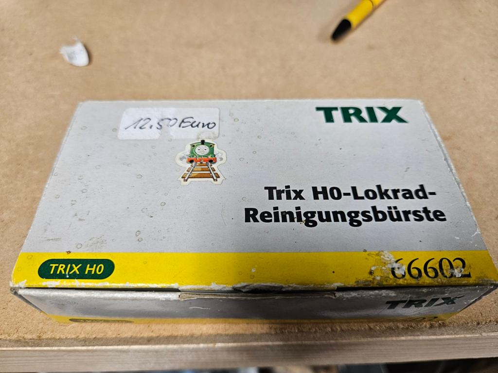 Trix reinigings borstel 66602, Ophalen of Verzenden, Gelijkstroom, Wagon, Trix