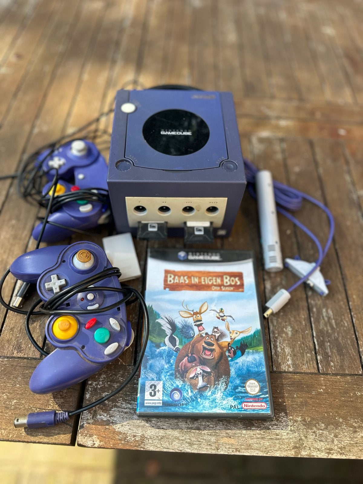 Nintendo GameCube met 2 controllers en game, Spelcomputers en Games, Ophalen, Paars, Met 2 controllers, Gebruikt