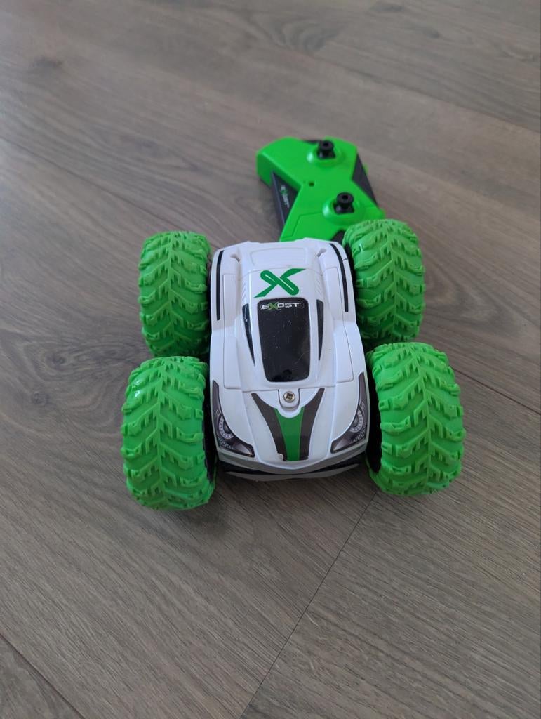 Exost 360 Mini Flip RC Auto - Wit/Groen, Hobby en Vrije tijd, Modelbouw | Radiografisch | Auto's, Gebruikt, Auto offroad, RTR (Ready to Run)