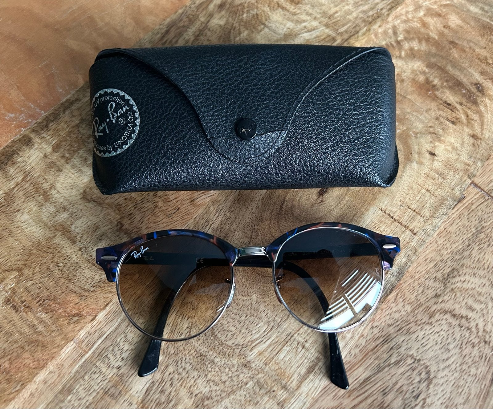 Ray-Ban zonnebril dames - Zo goed als nieuw, Ophalen, Zonnebril, Overige kleuren, Zo goed als nieuw