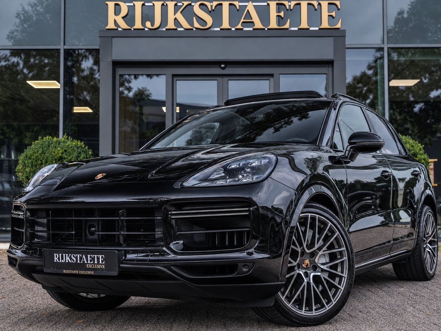 Porsche Cayenne 4.0 Turbo|PANO|CHRONO|BOSE|APP|22''|CAM|HOUT, Auto's, Automaat, Gebruikt, Verwarmde buitenspiegels, Met garantie (alle)