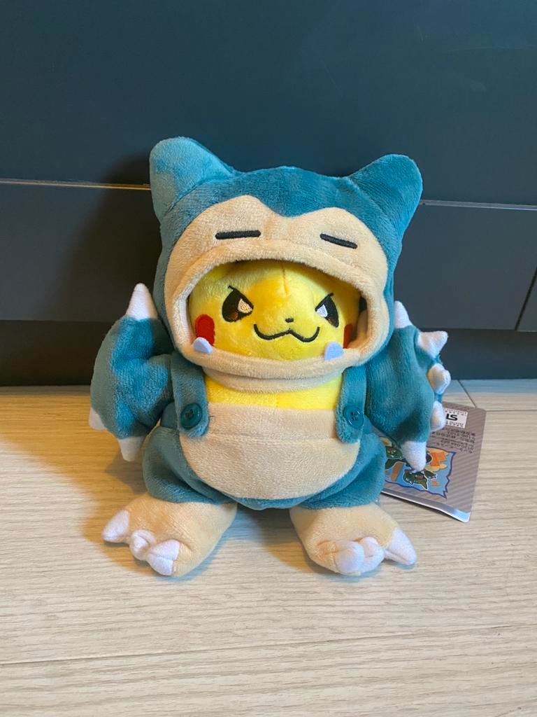 Pikachu snorlax knuffel, Ophalen of Verzenden, Zo goed als nieuw