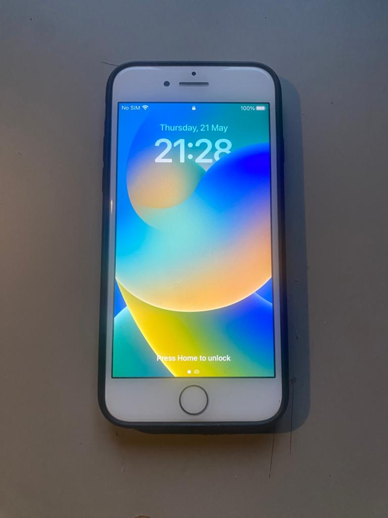 iPhone 8 met 64 gb, Wit, Ophalen of Verzenden, Zo goed als nieuw, 64 GB