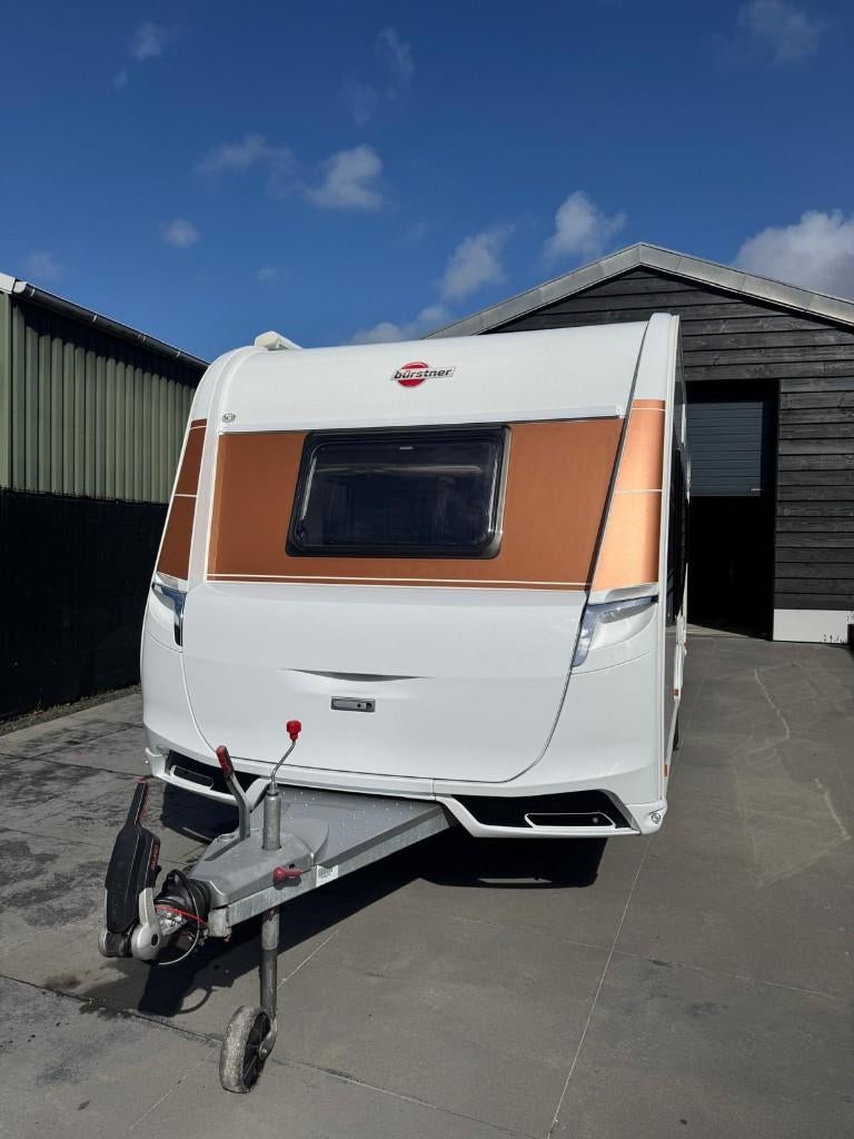 Burstner Harmony Live 2020, Caravans en Kamperen, Caravans, Vast bed, Rondzit, Schokbreker, Bedrijf