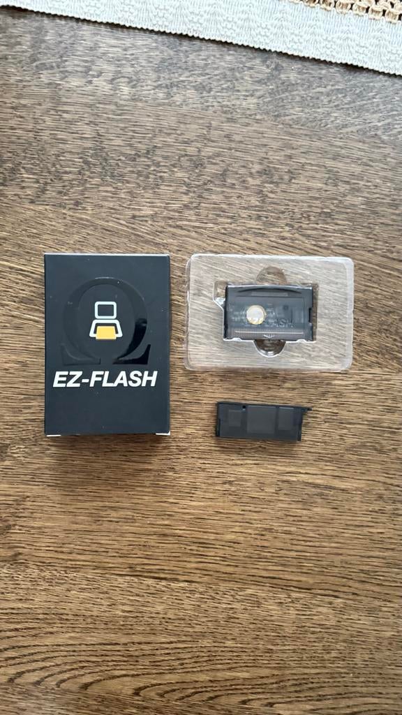 EZ-FLASH omega Game Boy flashcard micro sd, Gebruikt, 1 speler, Racen en Vliegen, Ophalen of Verzenden