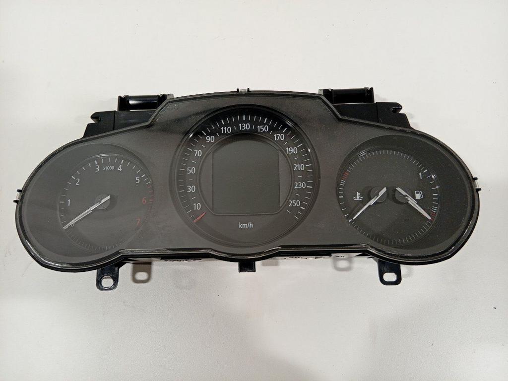 Cockpit Renault Mégane, Onderdelen@venauto.nl, Van der Ven Autorecycling B.V., Gebruikt, Ettenseweg 76, 4706 PB Roosendaal, The Netherlands