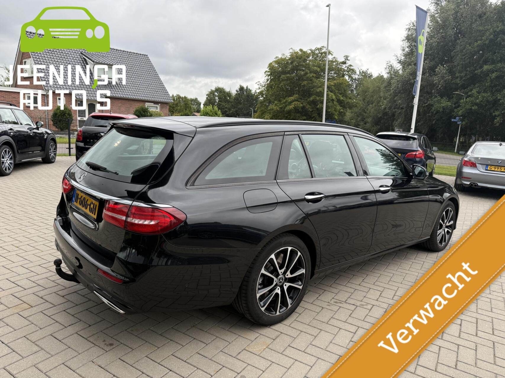 Mercedes E-klasse Estate 400 4MATIC Premium, Auto's, Mercedes-Benz, Automaat, Gebruikt, Automatische klimaatregeling, Leder en Stof