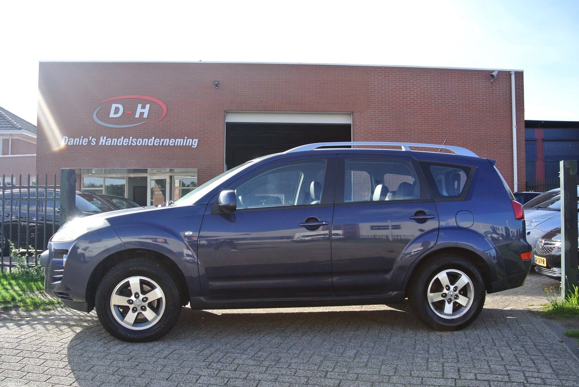 Peugeot 4007 2.4 ST 7persoons airco automaat apk 24-08-2027, Auto's, Automaat, 4 cilinders, Blauw, 7 stoelen