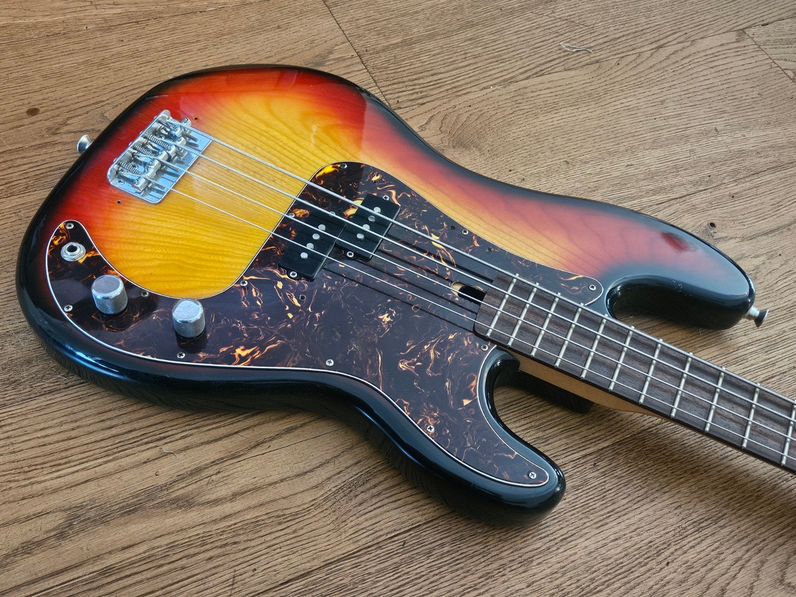 Morris Precision Bass uit Japan, 1980., Muziek en Instrumenten, Ophalen