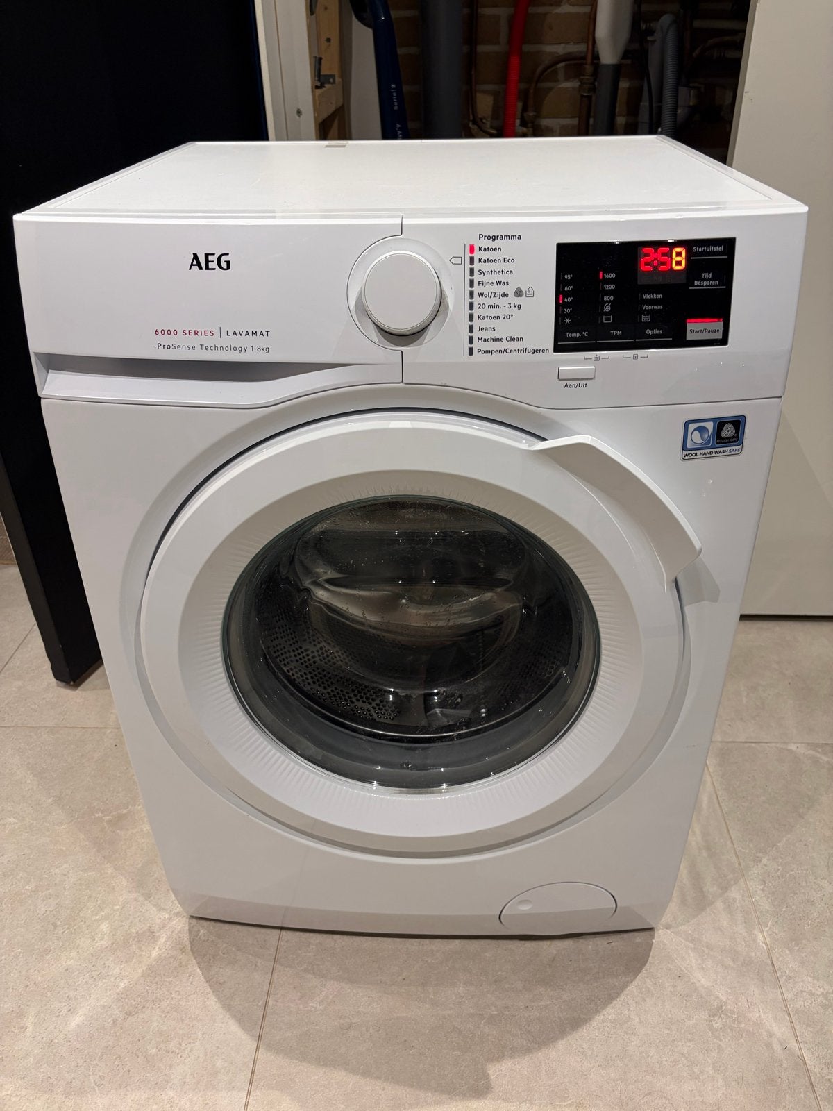 AEG 6000 Series Lavamat Wasmachine 8kg - Zo goed als nieuw, Ophalen, 8 tot 10 kg, Voorlader, Kort programma
