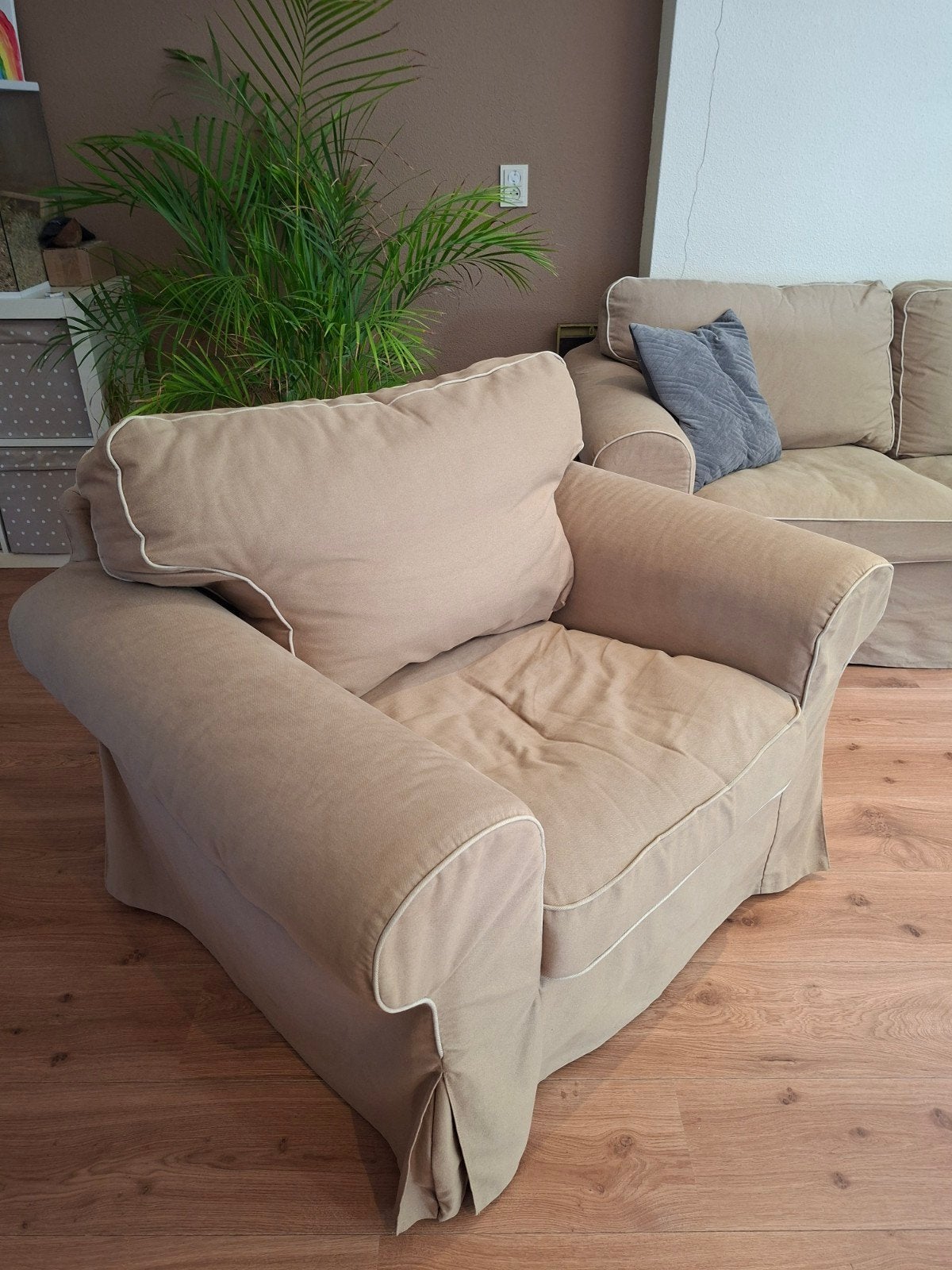 Ikea Ektorp fauteuil - bruin, Huis en Inrichting, Fauteuils, Ophalen, Gebruikt, 75 tot 100 cm, 75 tot 100 cm